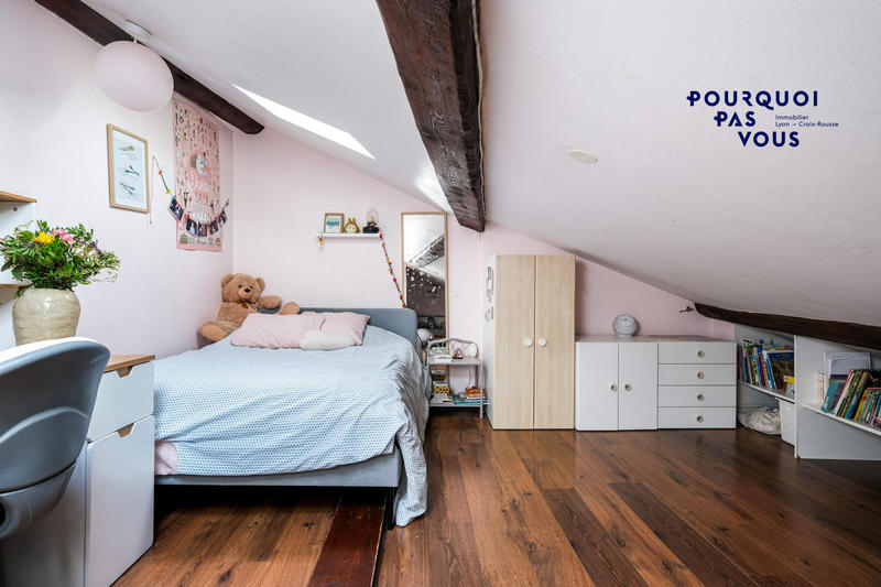 Appartement - 107 m² - 4 pièces