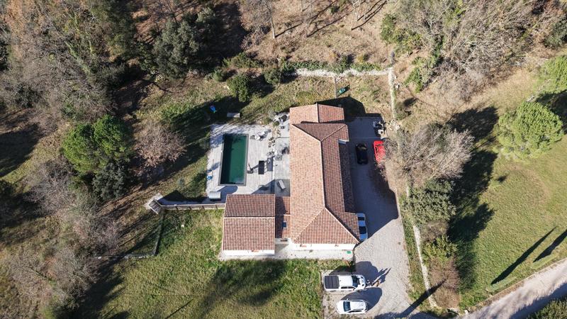 Maison - 193 m² - 6 pièces