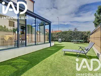 Maison - 106 m² - 5 pièces