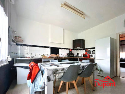 Maison - 80 m² - 5 pièces