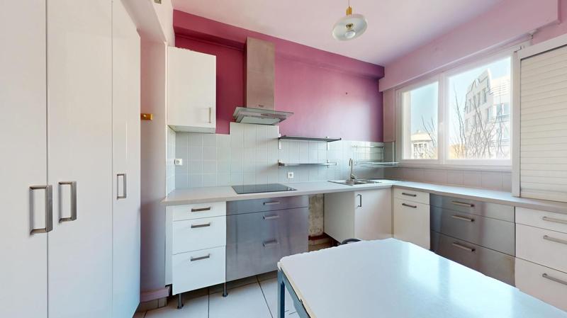 Appartement - 121 m² - 5 pièces