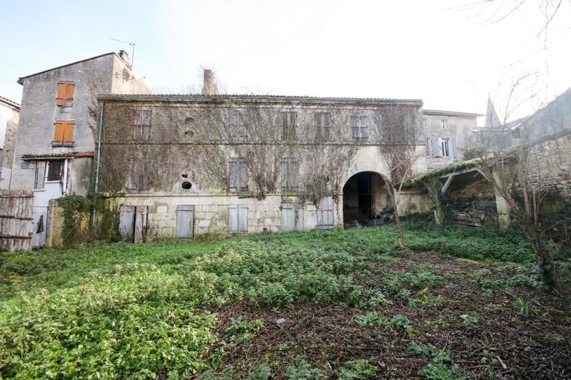 Immeuble - 254 m² - 13 pièces