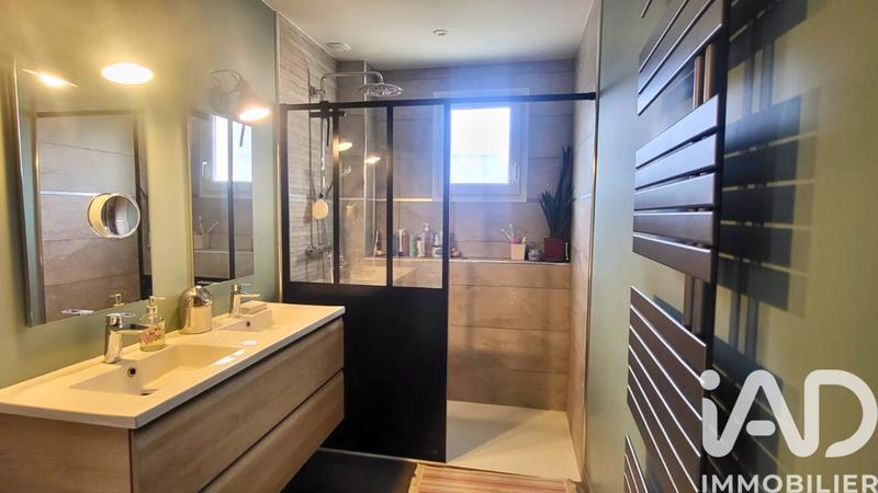 Maison - 175 m² - 6 pièces