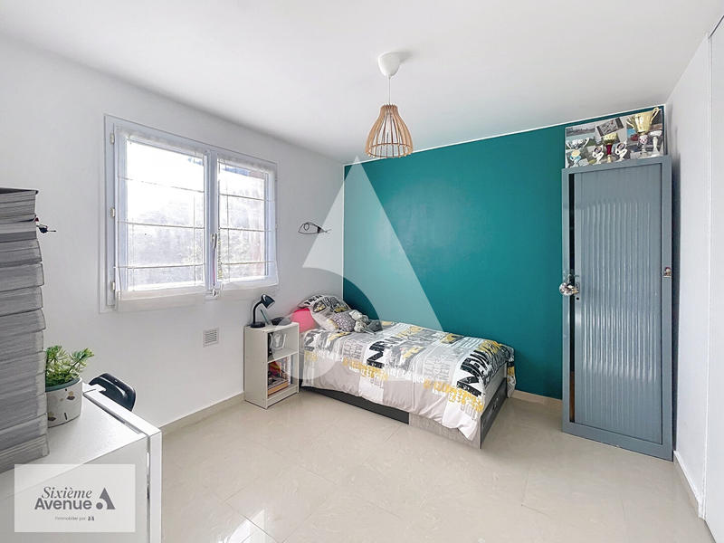 Appartement - 85 m² - 4 pièces