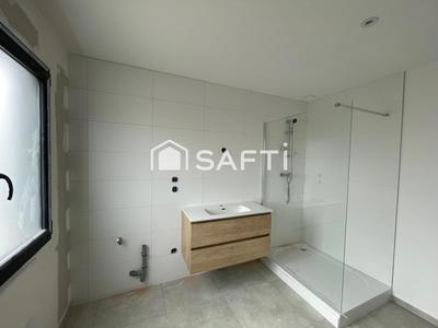 Maison - 86 m² - 4 pièces