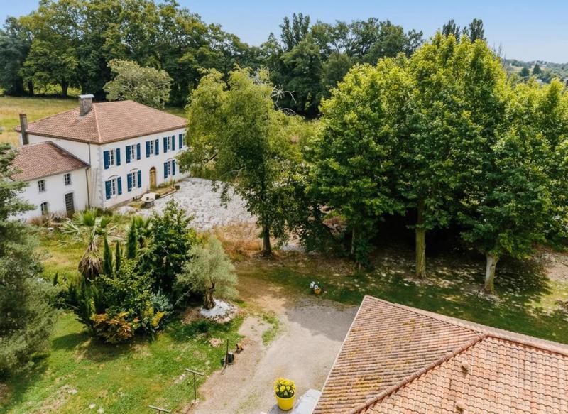 Maison - 180 m² - 6 pièces