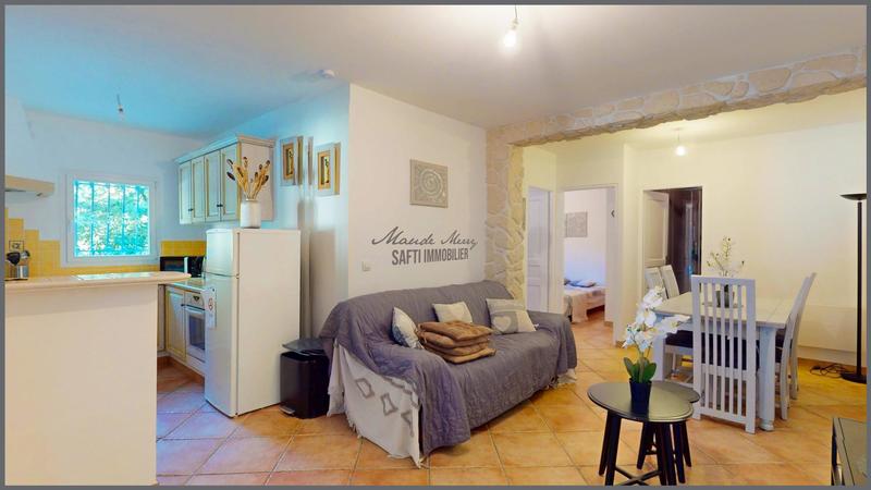 Villa - 160 m² - 8 pièces