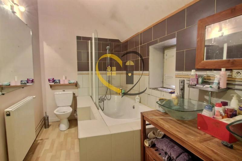 Maison de village - 142 m² - 5 pièces