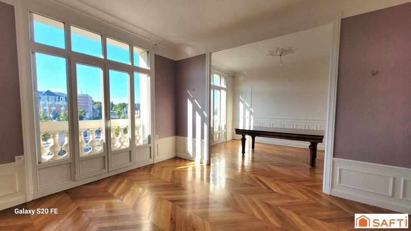 Appartement - 125 m² - 4 pièces