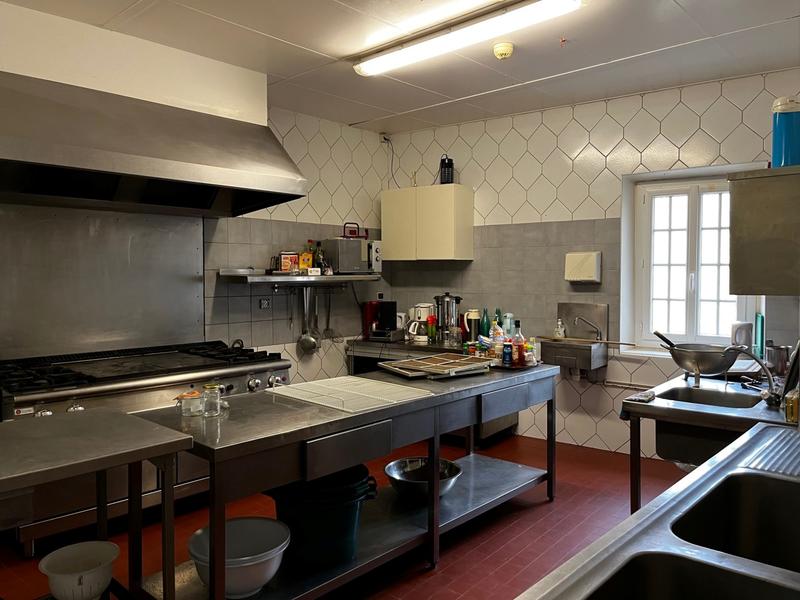 Bastide - 700 m² - 31 pièces