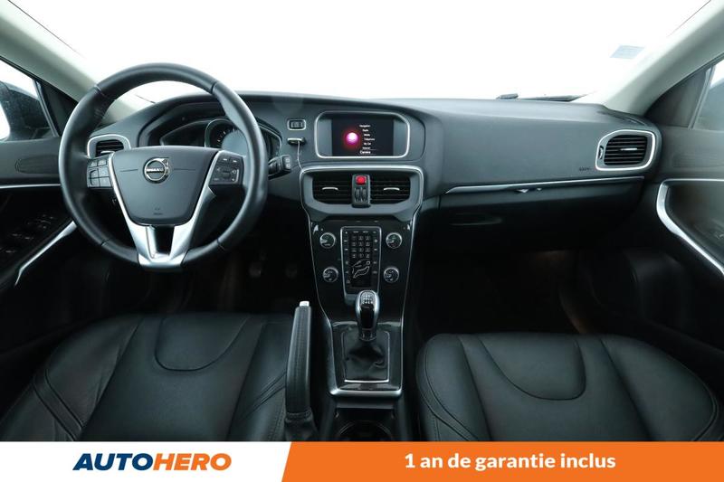 Volvo V40 2.0 T2 Signature Edition 122 ch