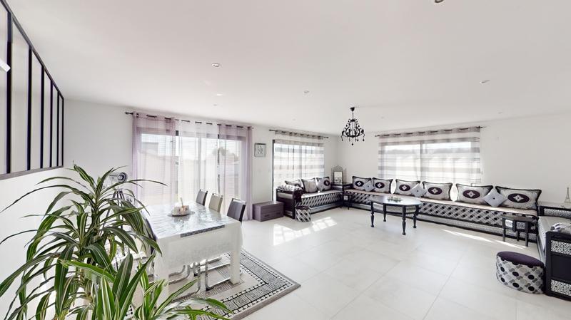 Maison - 136 m² - 6 pièces