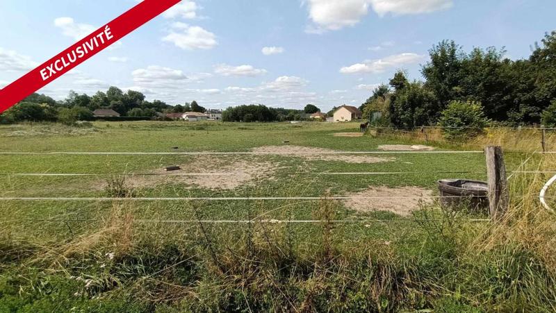 Terrain constructible - 2 297 m²