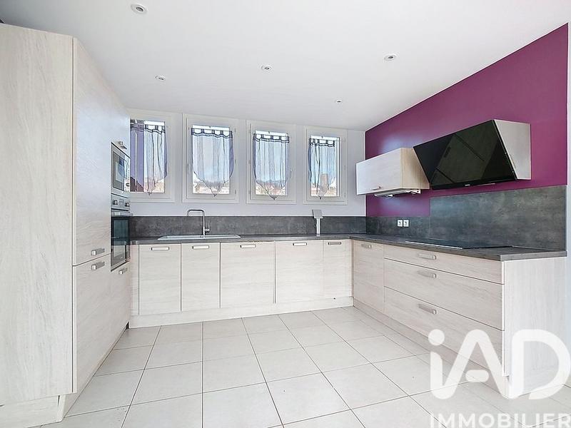 Appartement - 64 m² - 4 pièces