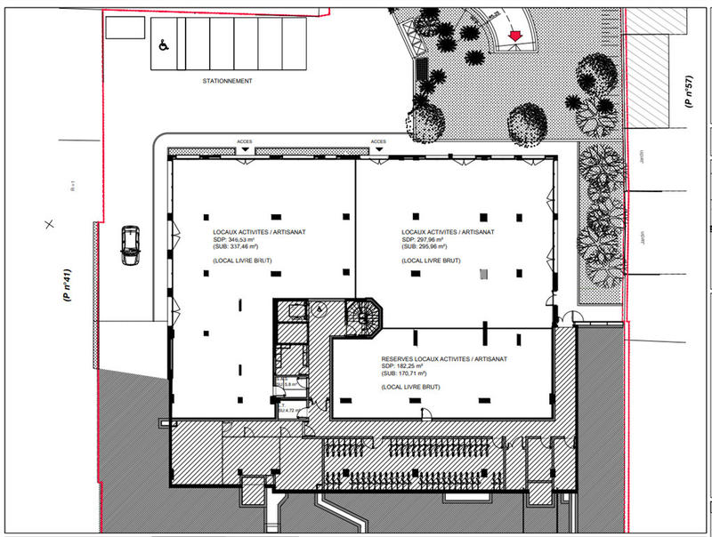 Local d'activité / Entrepôt - 827 m²