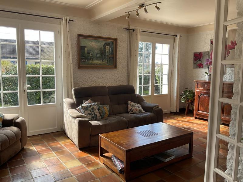 Maison - 198 m² - 8 pièces