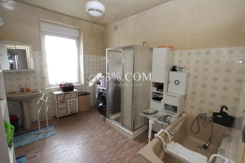 Maison - 192 m² - 7 pièces