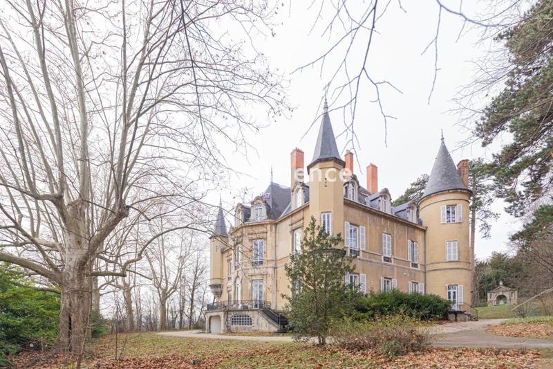 Appartement - 199 m² - 5 pièces