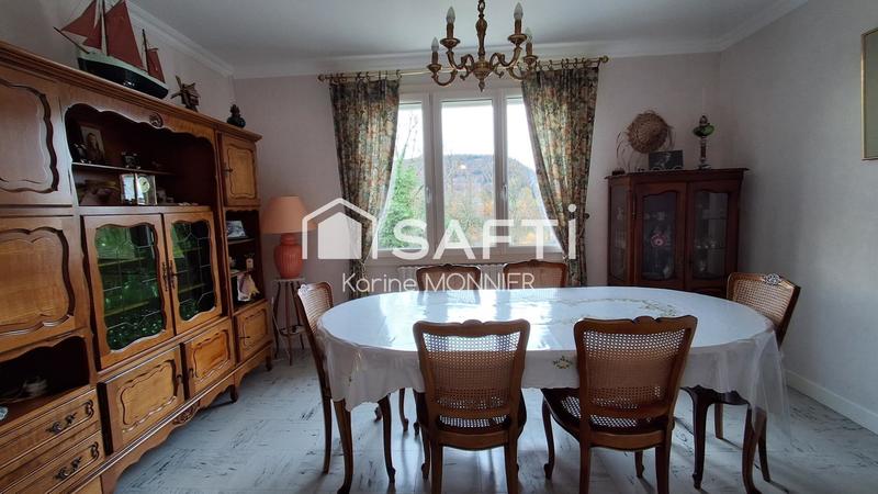 Maison - 159 m² - 7 pièces