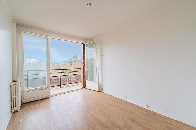 Appartement - 76 m² - 5 pièces