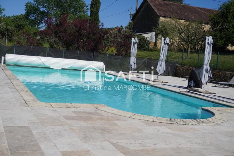 Maison - 560 m² - 17 pièces