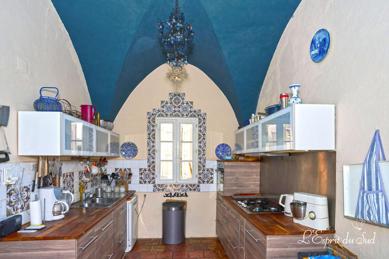 Bastide - 301 m² - 9 pièces