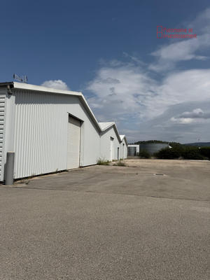 Local commercial - 2 003 m²