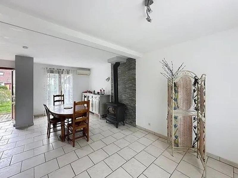 Maison - 100 m² - 6 pièces