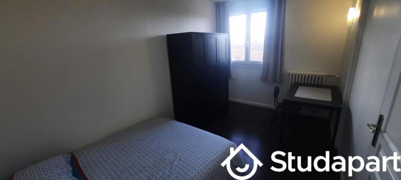 Chambre - 11 m² - 1 pièce