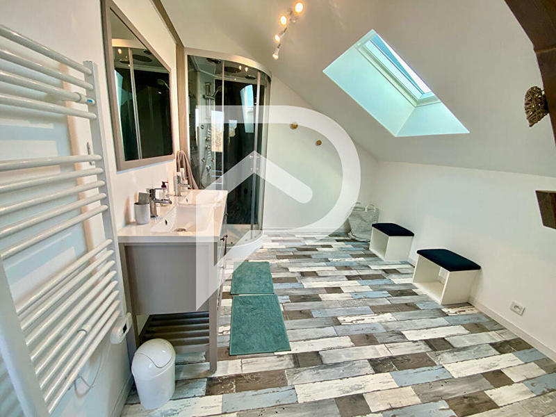 Maison - 150 m² - 5 pièces