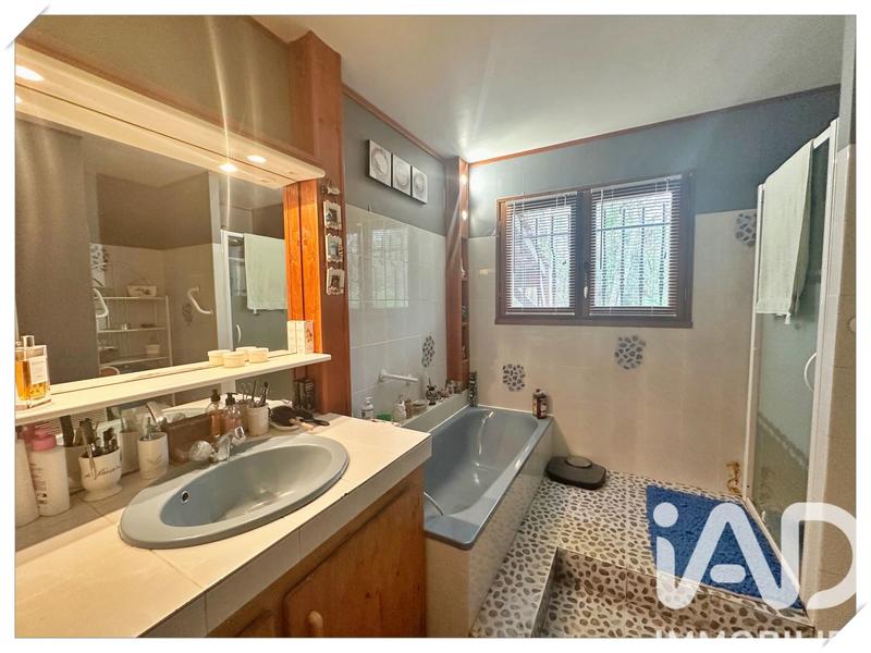 Maison - 123 m² - 4 pièces