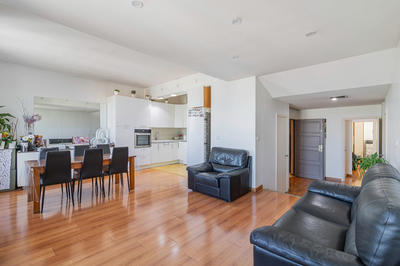 Appartement - 144 m² - 5 pièces