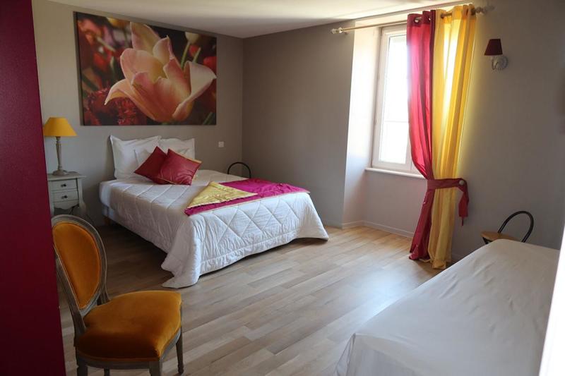 Maison de village - 222 m² - 9 pièces