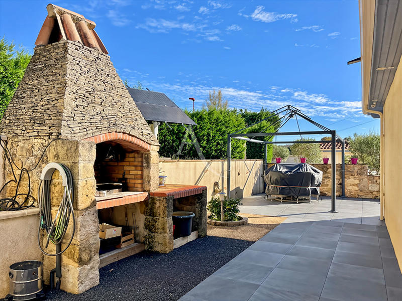 Maison - 110 m² - 4 pièces