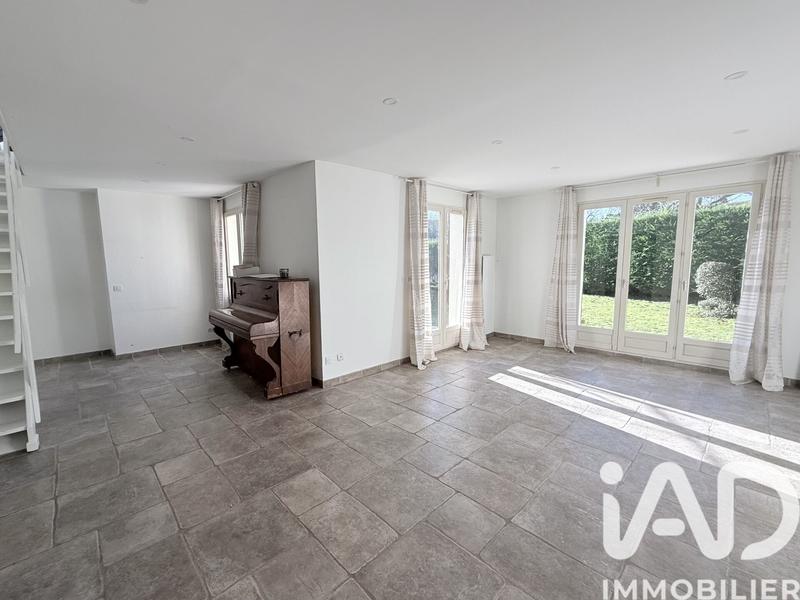 Maison - 102 m² - 6 pièces
