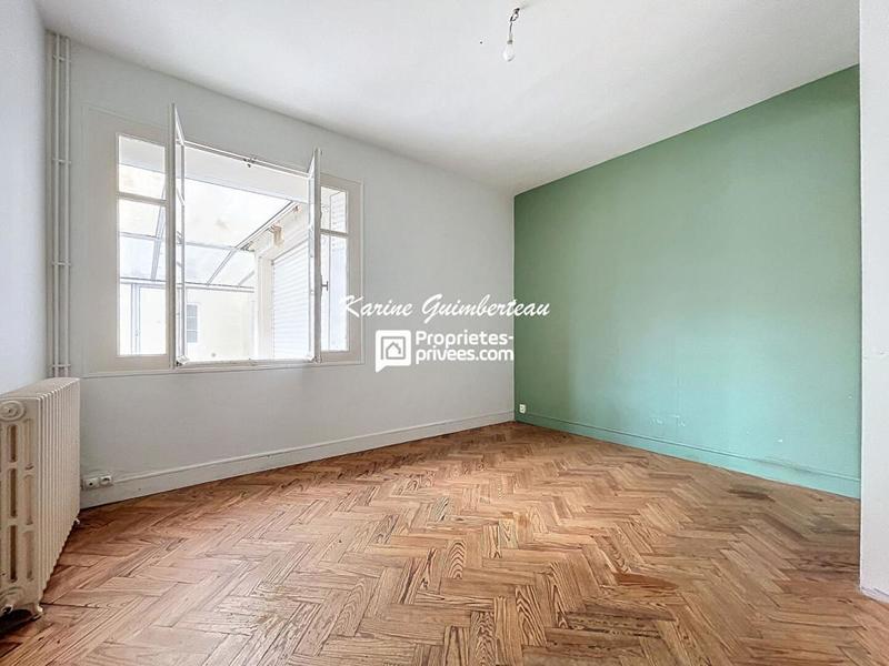 Maison - 200 m² - 9 pièces