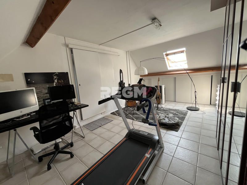 Maison - 148 m² - 6 pièces