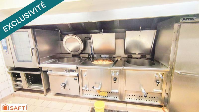 Local commercial - 450 m² - 9 pièces