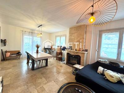 Maison - 170 m² - 6 pièces