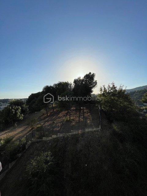 Appartement - 75 m² - 4 pièces