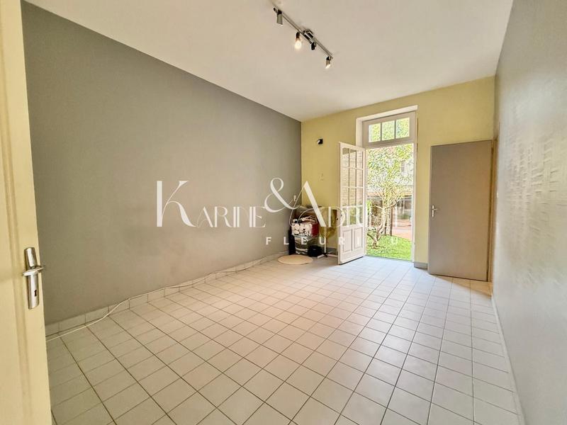 Maison de ville - 150 m² - 10 pièces