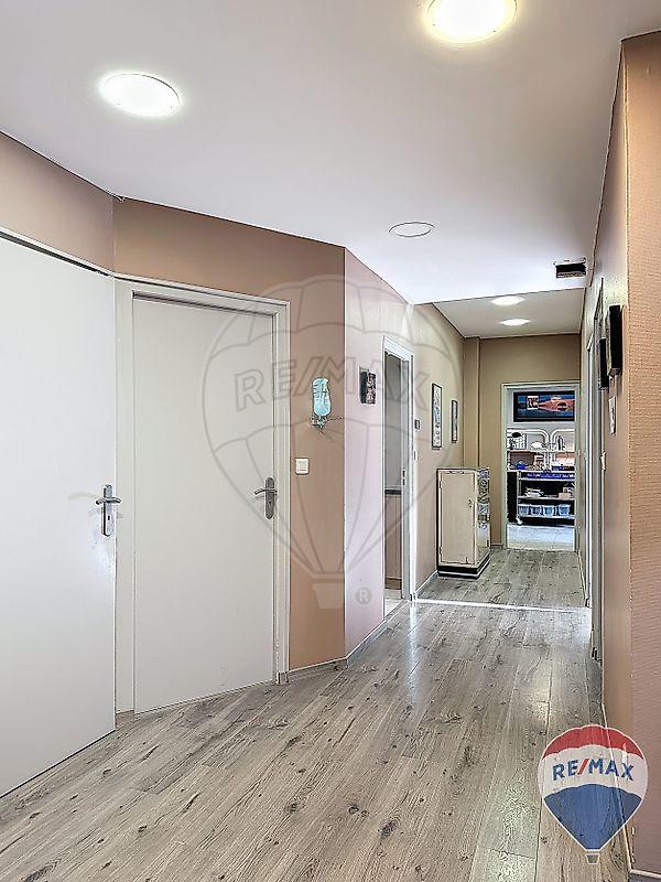 Appartement - 130 m² - 4 pièces