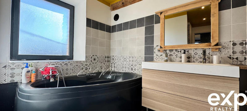 Maison ancienne - 174 m² - 7 pièces