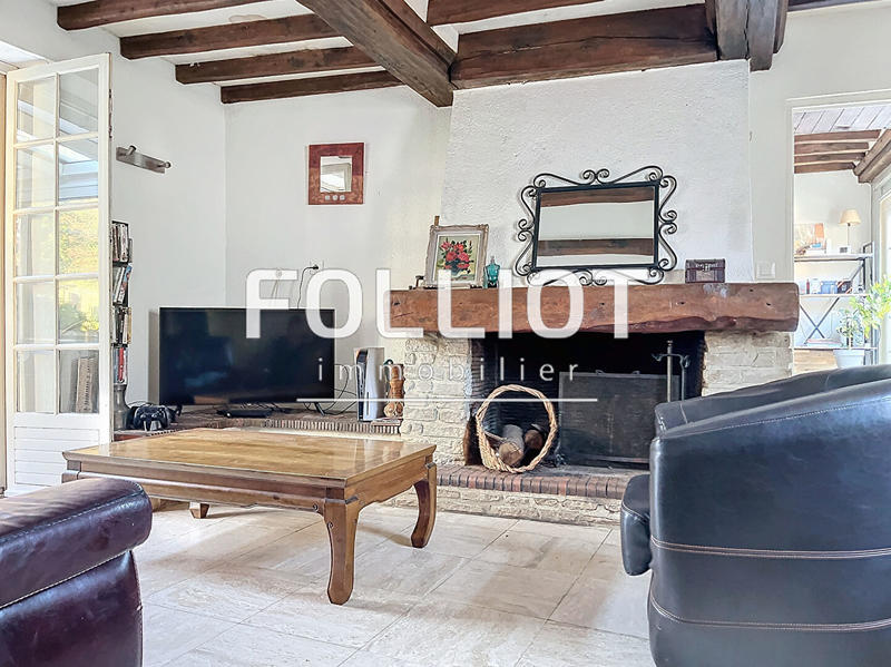 Maison - 206 m² - 8 pièces