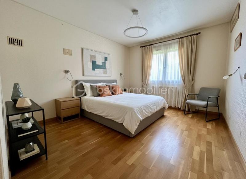 Maison - 175 m² - 8 pièces