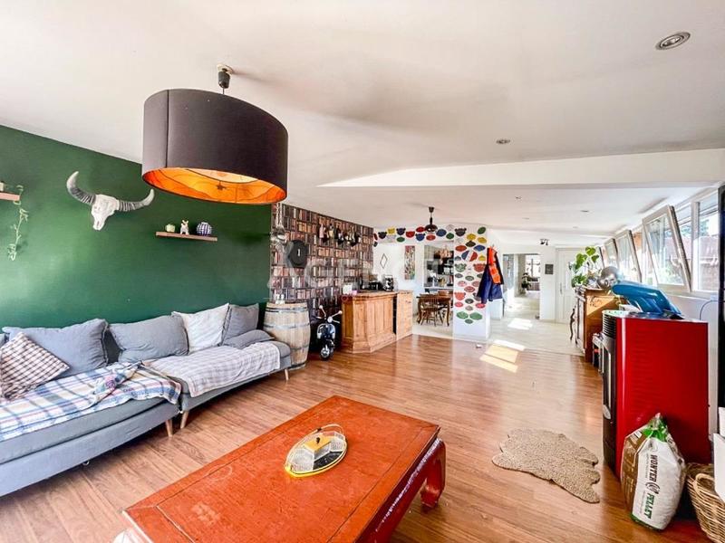 Maison - 100 m² - 4 pièces