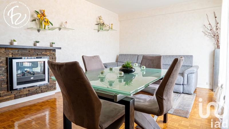 Appartement - 90 m² - 4 pièces