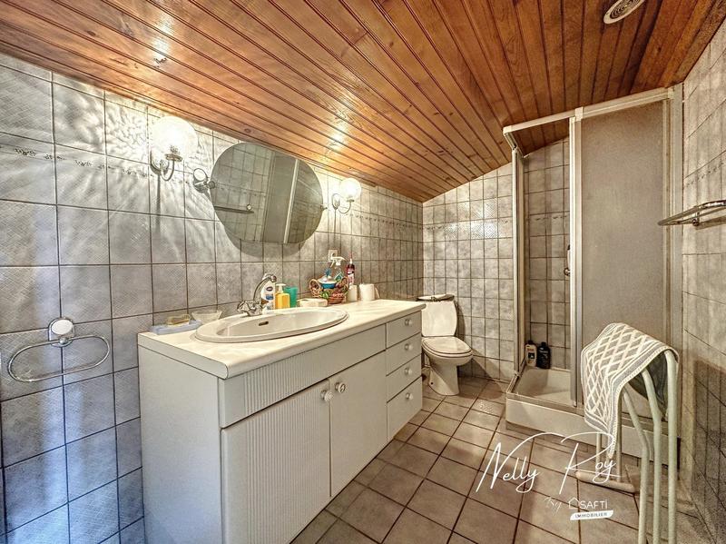 Maison - 350 m² - 8 pièces