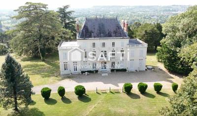 Château - 640 m² - 22 pièces