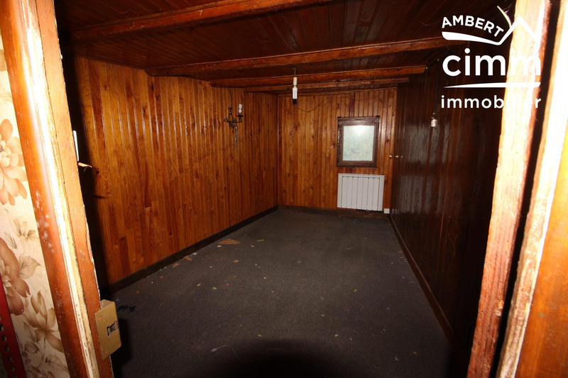 Maison - 110 m² - 10 pièces